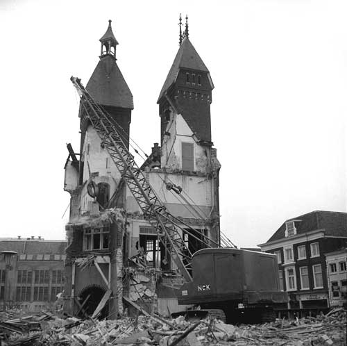 Het Dordtse Postkantoor wordt gesloopt